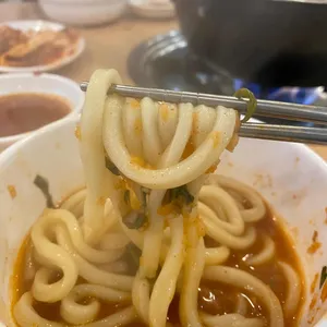 버섯매운탕 샤브샤브칼국수 사진