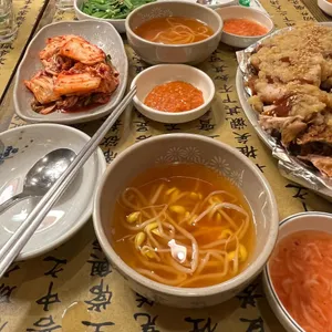 명품원조한방왕족발 사진