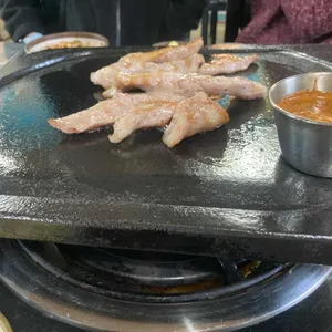 흑돼지패밀리 사진