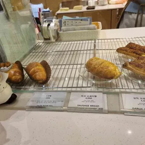 홀드커피 리뷰 사진