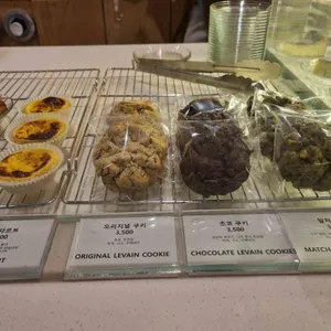 홀드커피 리뷰 사진