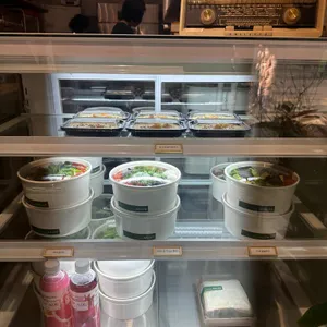 라비센 샐러드 사진