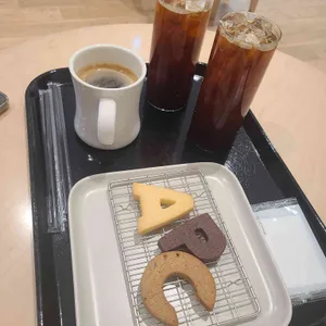 CAFE A.P.C 사진
