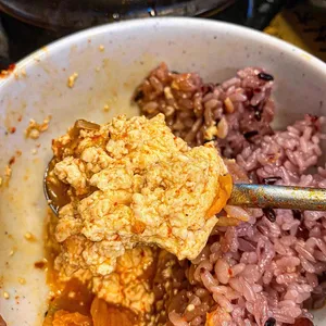 맷돌순두부돌솥밥 리뷰 사진