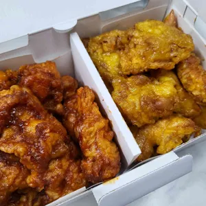 교촌치킨 사진