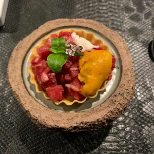 더우 사진