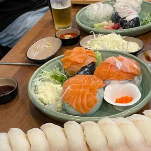 오늘도 연어 사진