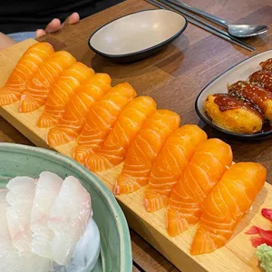 오늘도 연어 사진
