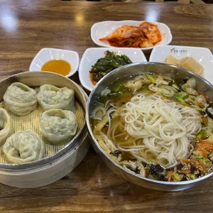 망향비빔국수 사진