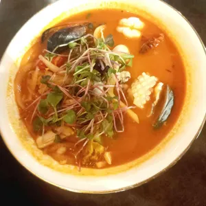홍경 사진