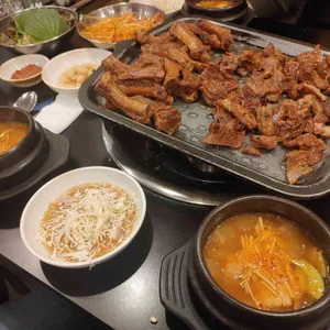 장안문 사진