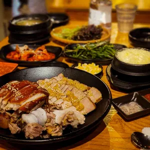 장모족발 사진