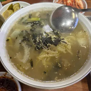 구울래찔래 사진