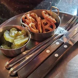 엘루이 피자 & 펍 리뷰 사진