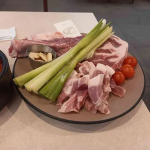 정숙성 사진