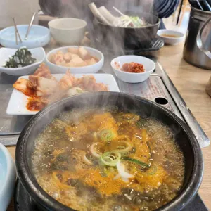 이교수장터국밥 사진