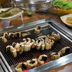 은행나무 풍천민물장어 사진