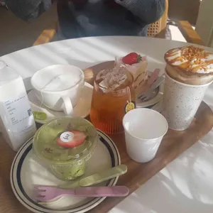 데이 오프 나이트 사진