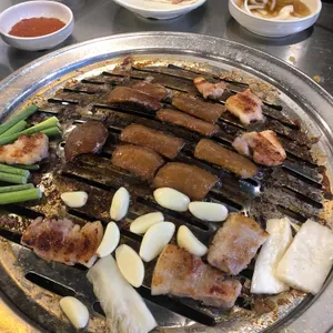 내껍데기돌리도 사진