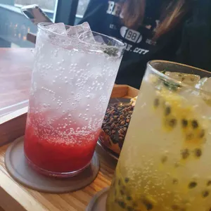 컨스턴트 베이커리카페 리뷰 사진