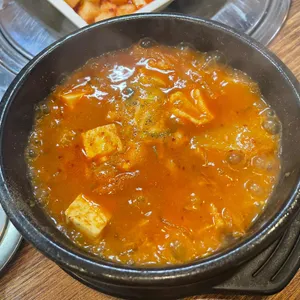 예솔 감자탕 사진