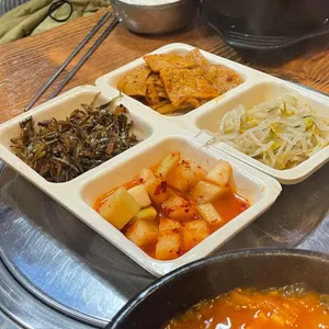 예솔 감자탕 사진