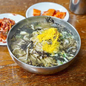 장미칼국수 사진