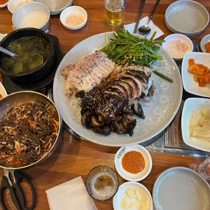 산골밥상족발 사진
