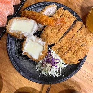 연이자카야 사진