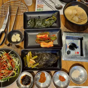 육시리 사진