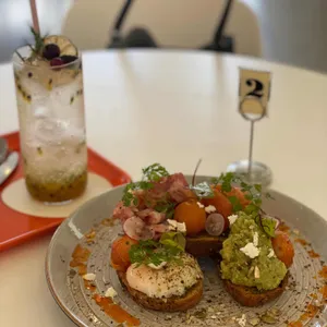 거루캥테이블 리뷰 사진