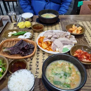 영진돼지국밥 사진