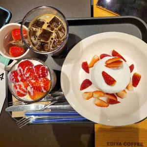 이디야 사진