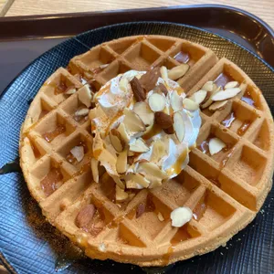 컴포즈커피 사진