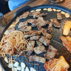 꽃세겹살 사진