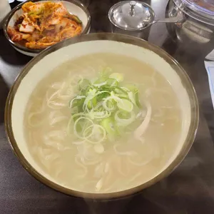 두루라 칼국수 사진