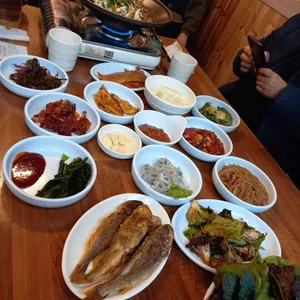 구드래 돌쌈밥 사진