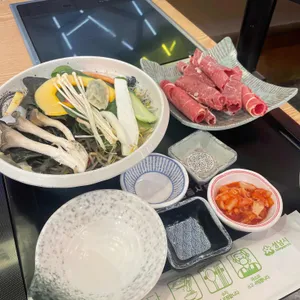 삼청동샤브 사진