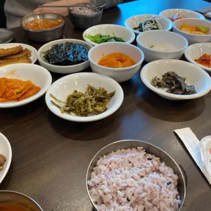둥근상시골집 사진