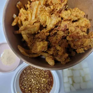 노랑통닭 사진