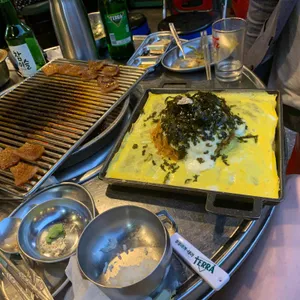 한성집 사진