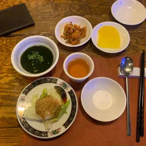만강홍 사진