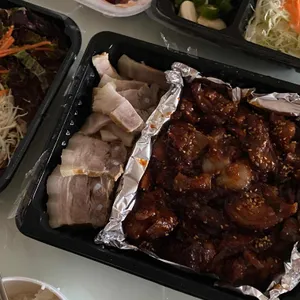 장모손한방왕족발 사진