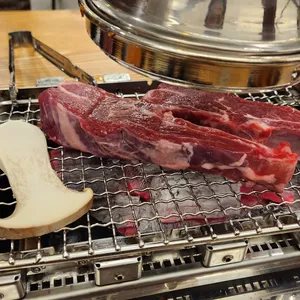항방양육관 사진