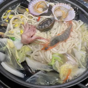 최지성의 해물칼국수 사진