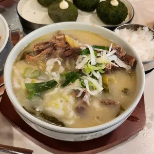 삼삼뼈국 리뷰 사진