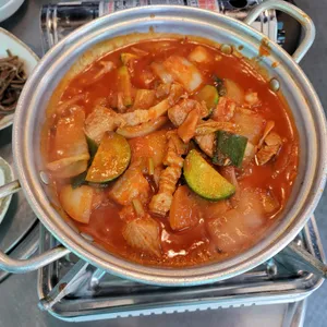 산청엔흑돼지 사진