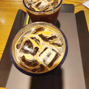 컴포즈커피 사진
