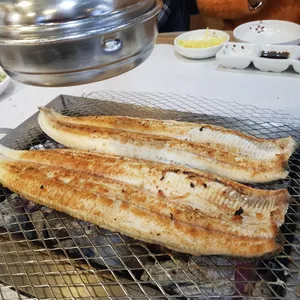 무신명품민물장어 사진