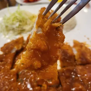 브라운돈까스 사진